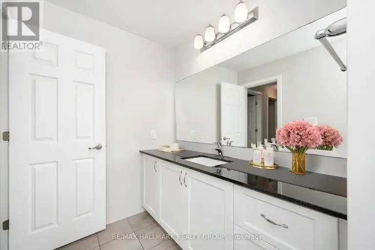 545 OZAWA PRIVATE | 545 OZAWA PRIVATE, Ottawa | 2959667