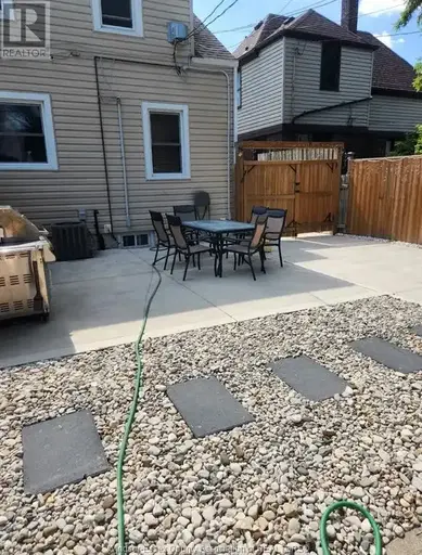 2328 GEORGE AVENUE Unit# UPPER | 2328 GEORGE AVENUE Unit# UPPER, Windsor | 2959760
