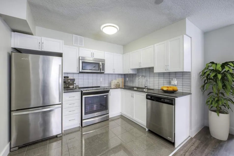 Dufferin Crossing | 3000120