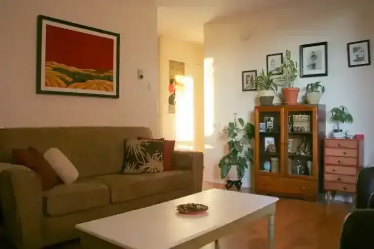 Cozy 1 Bedroom - TONS of Storage - ALL Utilities Included - Cats OK - No pet fee | 1220 13 Avenue Southwest, Calgary | 2960491