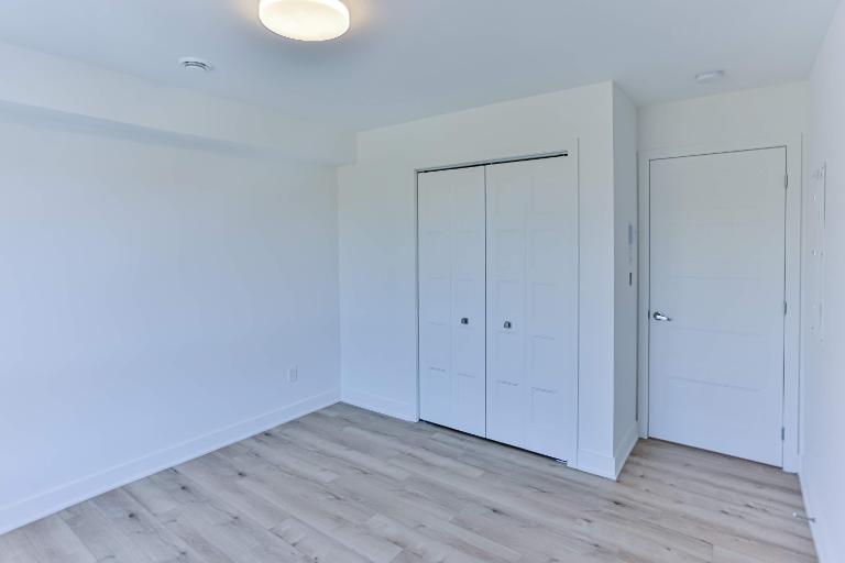 APPARTEMENT 4½ À ST-CHARLES-BORROMÉE - OCTOBRE | 2960549