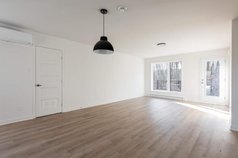 NOUVEL APPARTEMENT 4½ DISPONIBLE MAINTENANT | 2960556