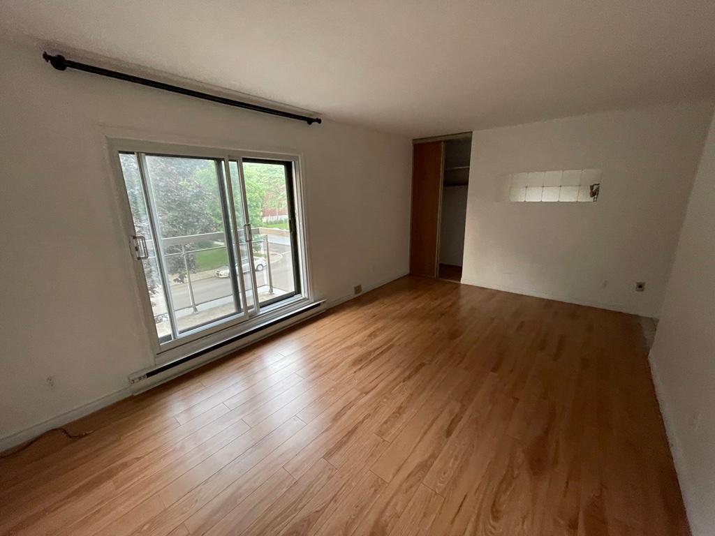Magnifique 4,5 Ahuntsic Montreal 1er octobre | 2960563