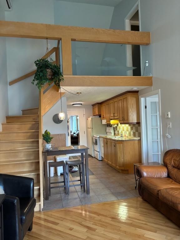 Condominium appartement à louer bord du lac Memphrémagog (Magog) | 2960571
