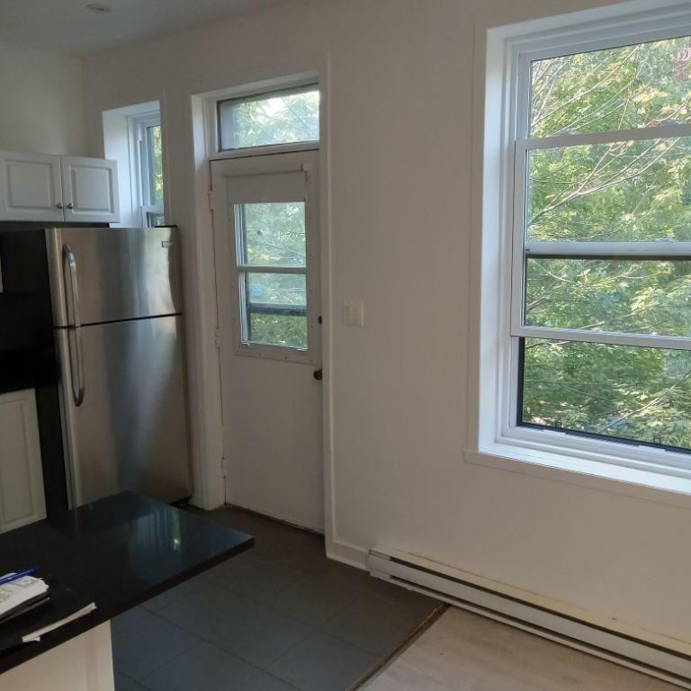 NDG Apts 2 Bedrooms | 2960577