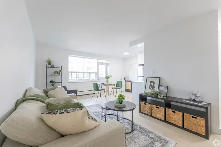 1170 Fennel Avenue East | 1170 Fennell Avenue East, Hamilton | 2960643