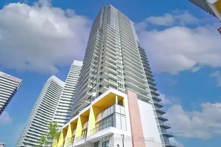 Sheppard / Leslie - 3 bed 3 wash - $4400 | 95 McMahon Drive, Toronto | 2960703