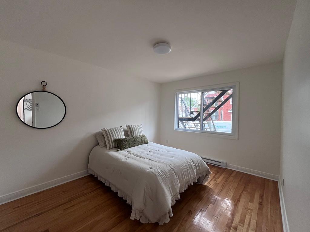 Grand 5 1/2 avec 3 chambres et 1 garage privé | 2960866