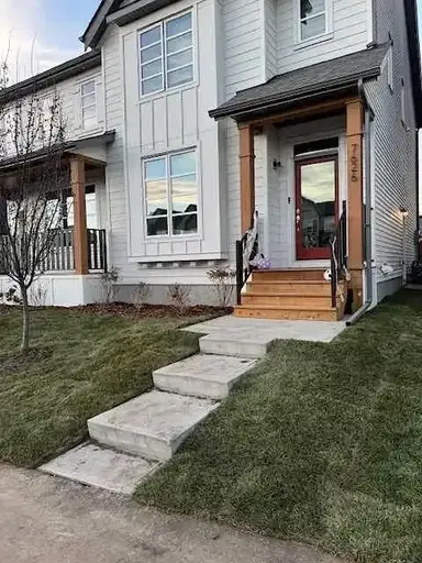 Elegant two storey, almost new, duplex in Rangeview with double car Garage | 7626 202 Avenue Southeast, Calgary | 2961091