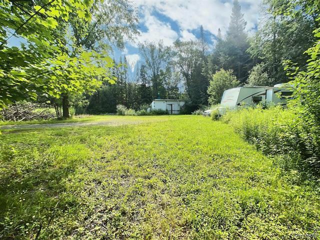 Grand terrain résidentiel à vendre à Granby | 2961132