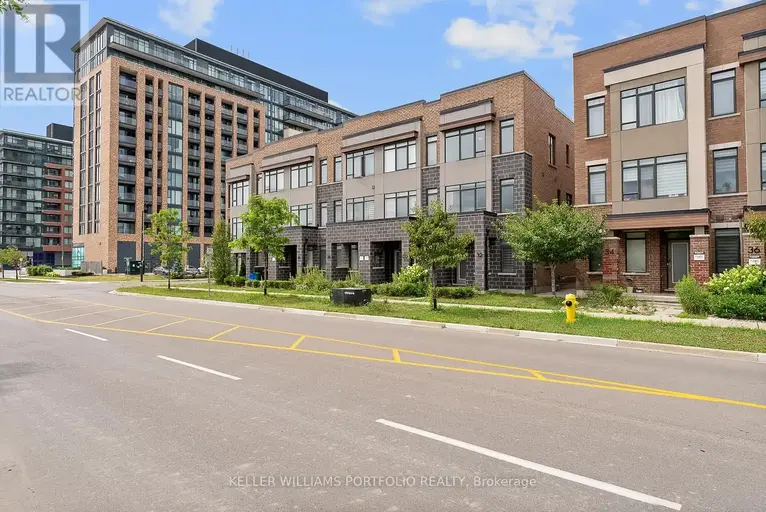 32 TROON AVENUE | 32 TROON AVENUE, Vaughan | 2961145