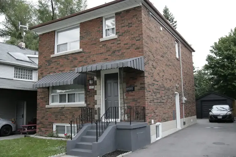 1 Bedroom Basement Apartment for Rent (Pharmacy and St.Clair) | 615 Pharmacy Ave, Toronto | 2961253