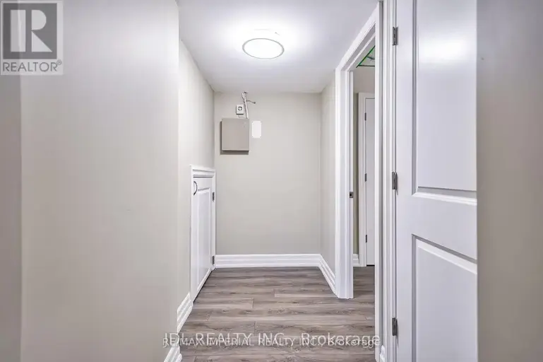 LOWER - 1066 SELBY AVENUE | LOWER - 1066 SELBY AVENUE, Oakville | 2961337