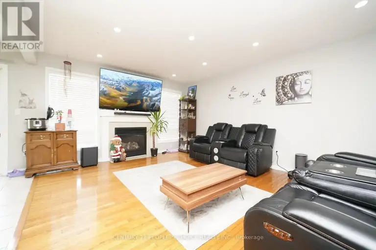 UPPER - 657 THOMPSON ROAD S | UPPER - 657 THOMPSON ROAD S, Milton | 2961499