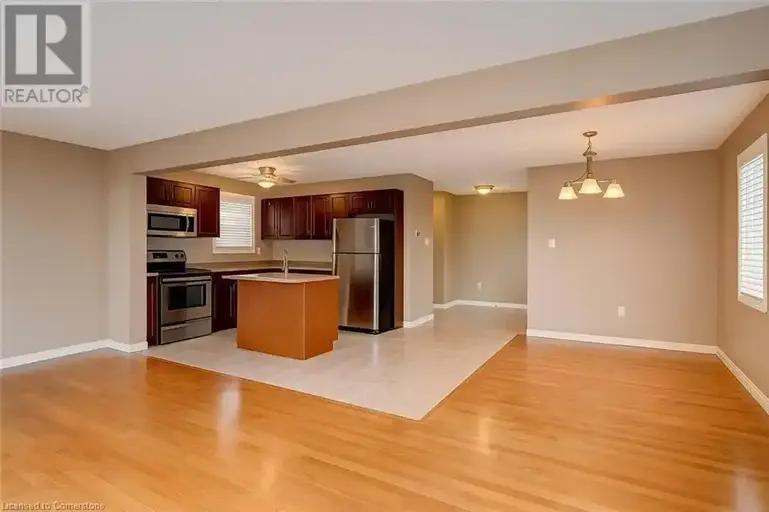 UPPER-10 VERONA Street | UPPER-10 VERONA Street, Kitchener | 2961577