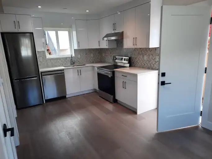 381 East 57th Avenue, Vancouver, British Columbia, Canada, V5X 1S6 | 381 East 57th Avenue, Vancouver | 2962046