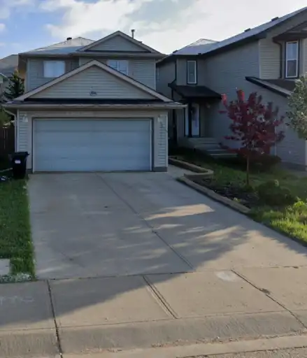 Beautiful 4 Bedroom Home for Rent in Ellerslie (PN1168) | 8714 5 Ave Sw, Edmonton | 2962140
