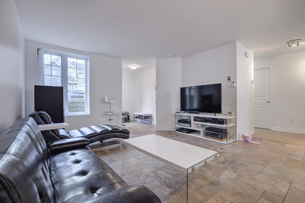 Beau logement 4 1/2 à Lavaltrie | 2962187