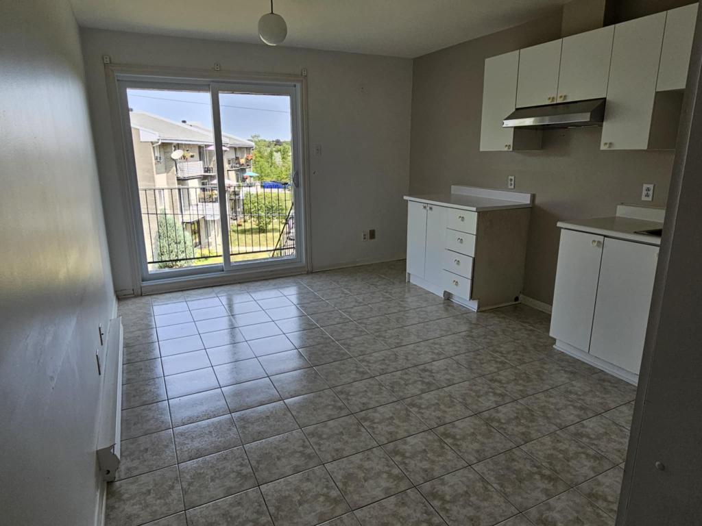 Grand 4 1/2 très bien éclairé à Varennes | 2962207