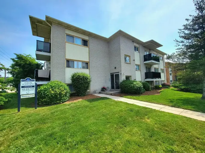 Guelph Place Apartments - PARKING SPACE, HEAT & WATER INCLUDED | 119 Guelph Street, Guelph | 2974174