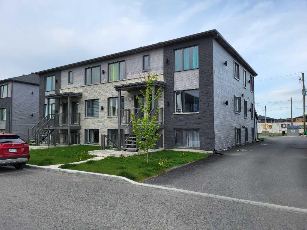 Logement 3 chambres, 2 salles de bain à St-Hyacinthe 1er octobre | 2962460