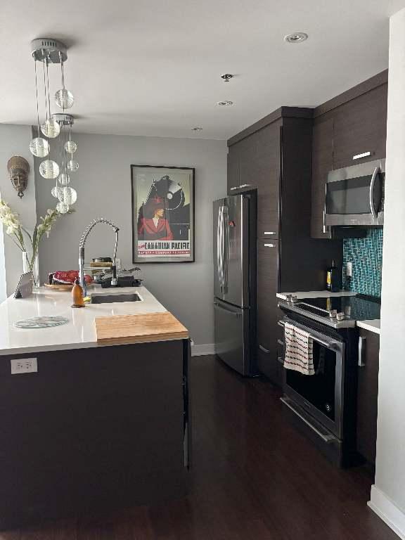 🔁 Grand 3 ½ meublé tout équipé – Cession de bail – Centre-ville Montréal - 3 ½ furnished and fully equipped – Lease transfer – Downtown Montreal | 2966768