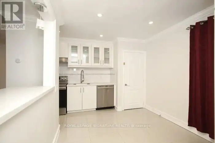 134 SEPTONNE AVENUE | 134 SEPTONNE AVENUE, Newmarket | 2962575