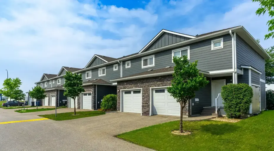 Camille Townhomes | 875 Camiel Sys Street, Winnipeg | 2962680