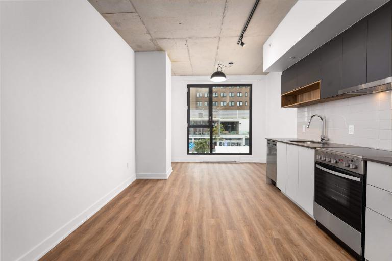 3 1/2 TOUT-INCLUS - MONTREAL QUARTIER DES SPECTACLES | 2962695