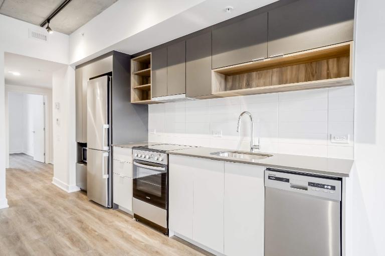 3 1/2 TOUT-INCLUS - MONTREAL QUARTIER DES SPECTACLES | 2962696