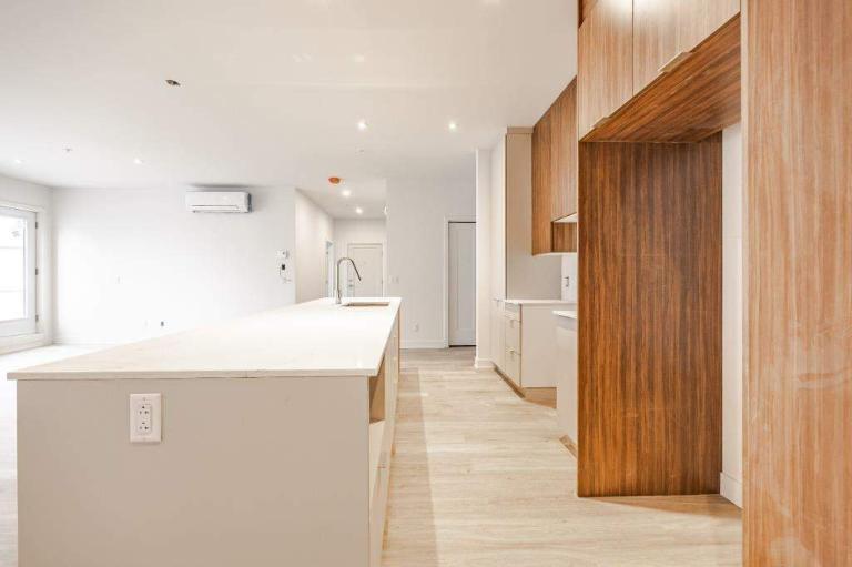 2 CH - 2 SDB - Longueuil - $2,150 /mo | 2962699