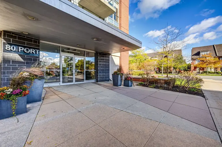 Regatta II Port Credit Apartment! | 80 Port Street East, Mississauga | 2963054