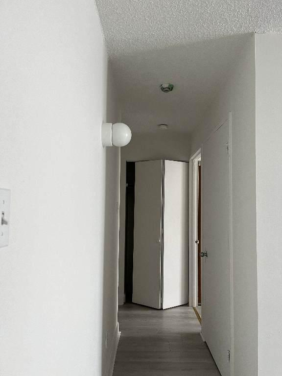 Laval 3 1/2 , Tout Inclus - Metro Monmorency | 2968222