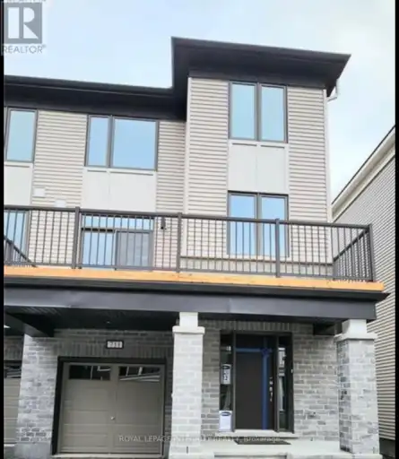 711 HYDRUS PRIVATE | 711 HYDRUS PRIVATE, Ottawa | 2963876
