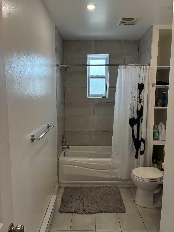 Appartement 4 1/2 , dans la petite Italie | 2964351