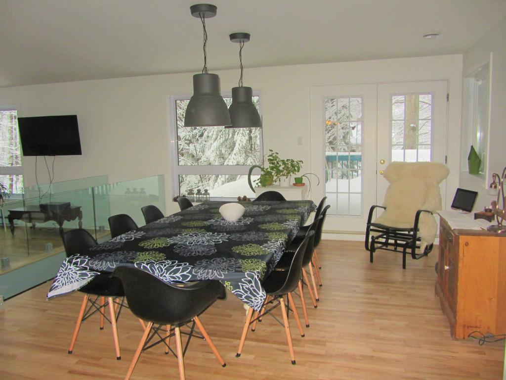 Maison meublée à louer accès à un lac | 2964353