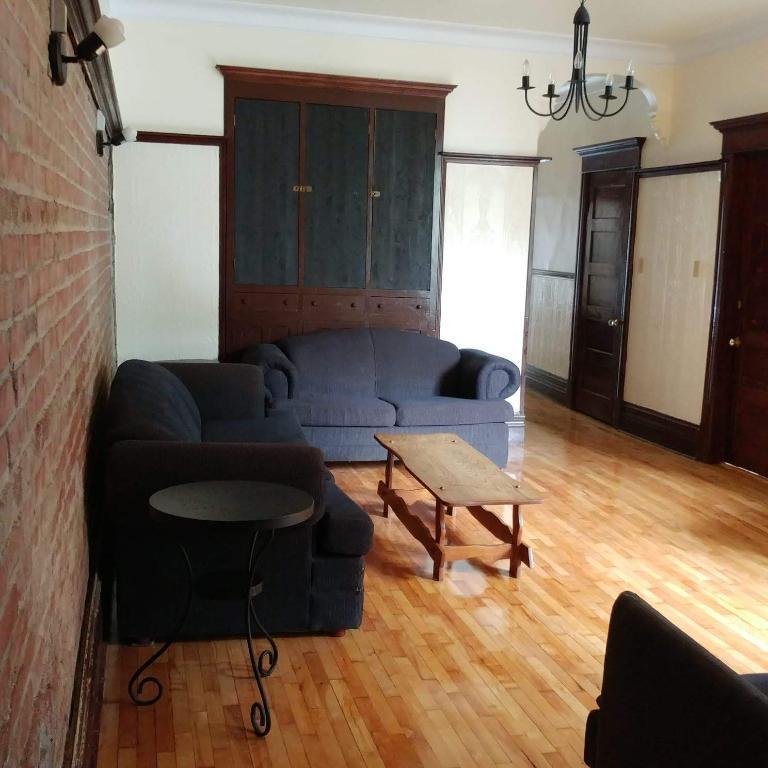 Charmant appartement de 4 chambres à coucher près de la Petite Italie | 2964359