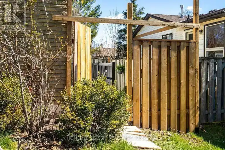 583 ELLIOTT CRESCENT | 583 ELLIOTT CRESCENT, Milton | 3019083