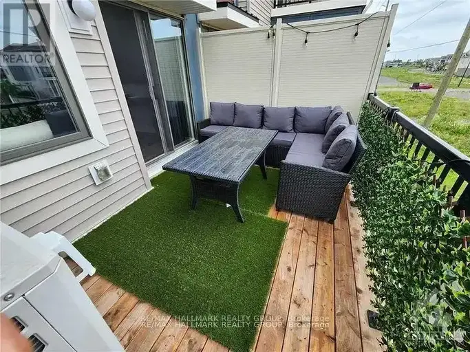 298 ZENITH PRIVATE | 298 ZENITH PRIVATE, Ottawa | 2964459
