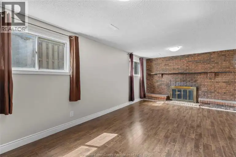 3083 Jefferson BOULEVARD | 3083 Jefferson BOULEVARD, Windsor | 2984966