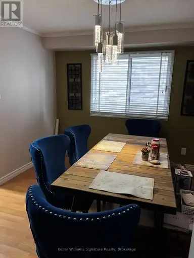 586 DEERHURST DRIVE | 586 DEERHURST DRIVE, Burlington | 2985327