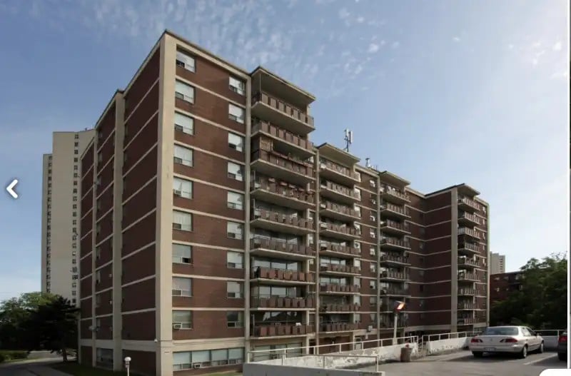345 Dixon Road | 2965224