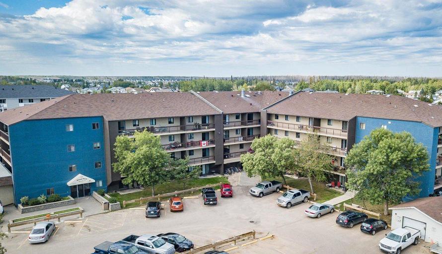 Stroud Place Apartments | 117 Stroud Bay, Fort McMurray | 2970284