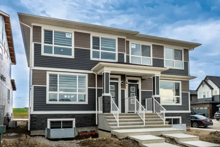 Bright & Spacious Basement Suite with Modern Comfort | 378 Carringvue Grove Northwest, Calgary | 2965463