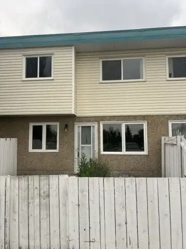 townhouse 3 bedrooms for rent $1950utilities included | 106 - 118 16348 109 Street Northwest, Edmonton, AB, Canada, Edmonton | 2965501
