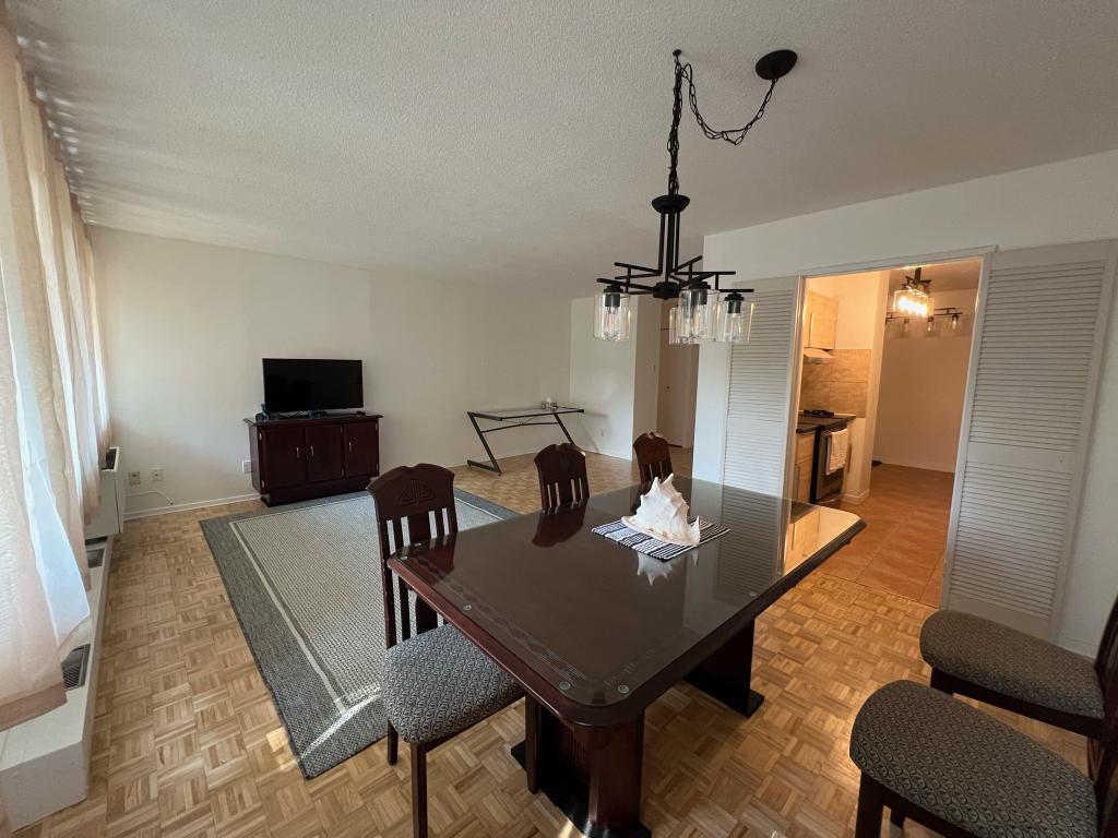 TOUT INCLUS, MEUBLÉ, Grand condo 3et1/2 830p.ca à louer, 1699$, St-Lambert | 2965548