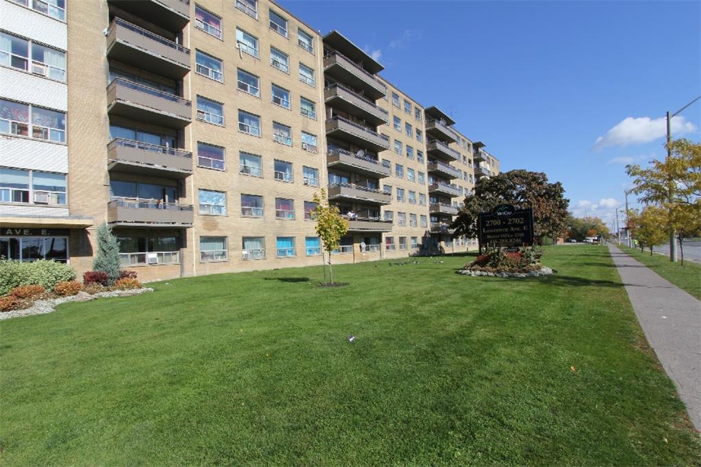 Lawrence Avenue East Apartments | 2965620