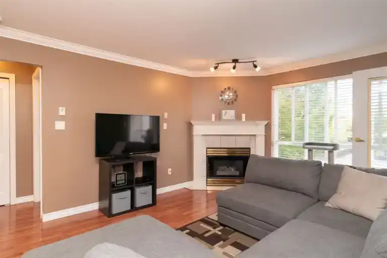 MONTEREY GRANDE Bright Suite! | 20200 54A Avenue, Langley | 2965776