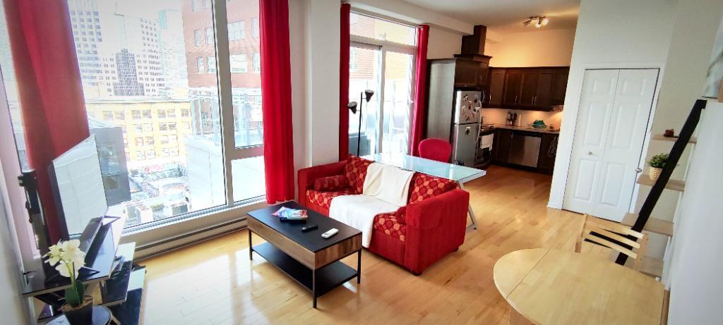 Meublé avec grande terrasse + super vue + grandes fenêtres. Juste wow! | 2965902