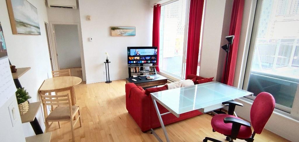 Meublé avec grande terrasse + super vue + grandes fenêtres. Juste wow! | 2965902
